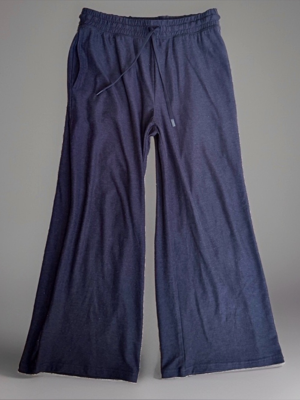Women’s Wide Leg Pants size M navy blue drawstring, elastic waist pockets